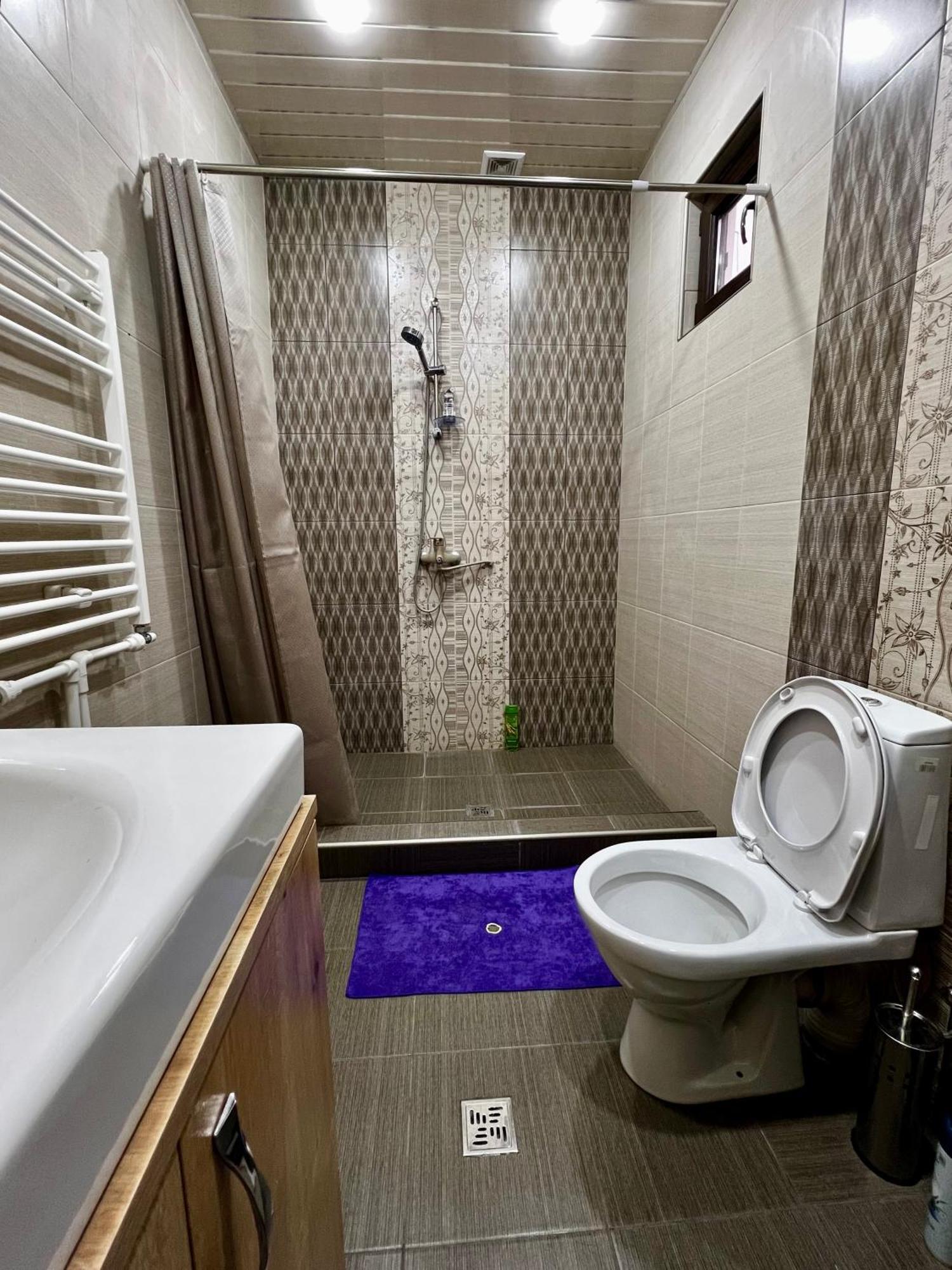 New , Comfortable 3 Bedroom House Ереван Екстериор снимка